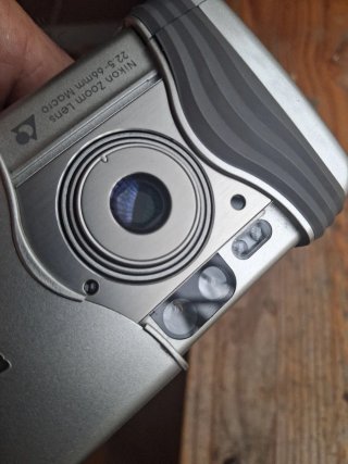 Cámara Nikon Nuvis S Plata aps