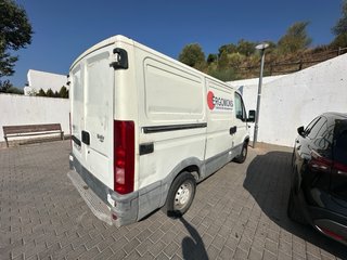 Furgoneta en alquiler 50 € al dia sin conductor