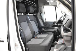 Volkswagen Crafter FURGÓN 35 L3H2 2.0 TDI 140 CV FWD
