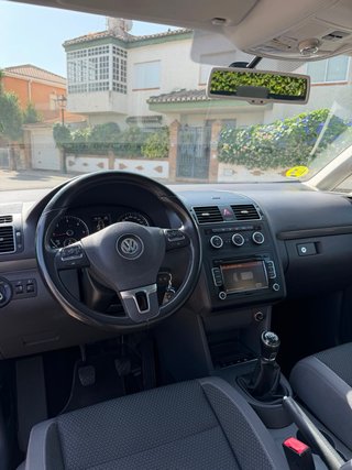Volkswagen Touran 2015