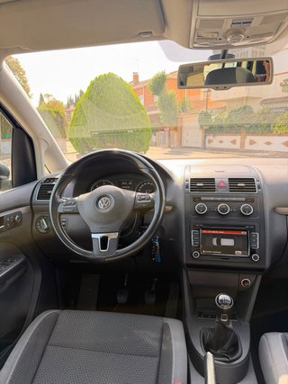 Volkswagen Touran 2015