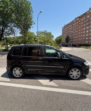 Volkswagen Touran Highline Restyling ‼️ 7 plazas‼️