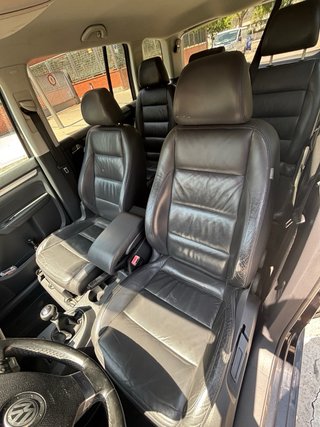 Volkswagen Touran Highline Restyling ‼️ 7 plazas‼️