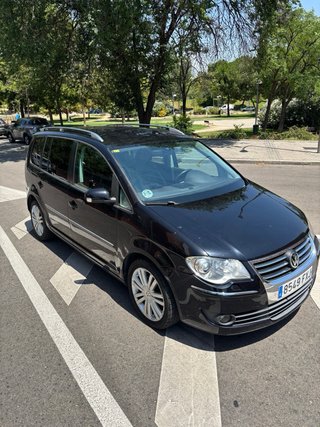 Volkswagen Touran Highline Restyling ‼️ 7 plazas‼️
