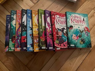 Lote de libros infantiles Anna Kadabra