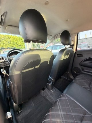 Mitsubishi Space Star 2022