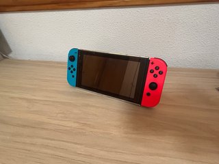 Nintendo Switch V2 + Accesorios | ¡Como nueva!