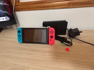 Nintendo Switch V2 + Accesorios | ¡Como nueva!