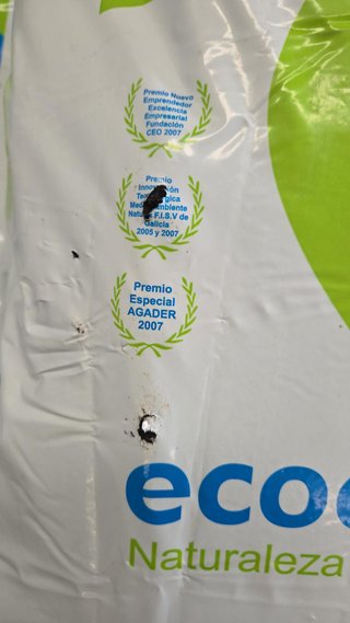 Humus de Lombriz Ecológico 40L - Saco deteriorado