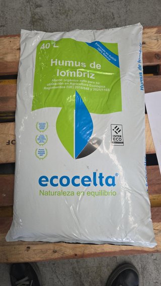 Humus de Lombriz Ecológico 40L - Saco deteriorado