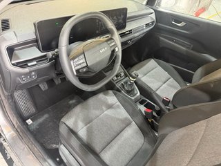 KIA Stonic mayo 2026 1700 km tengo paragolpes