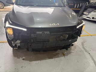 KIA Stonic mayo 2026 1700 km tengo paragolpes