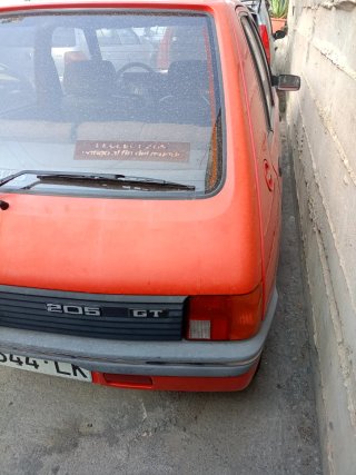 Recambio coche Peugeot 205