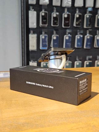 SAMSUNG WATCH ULTRA 47MM CEL PLATA PRECINTADO