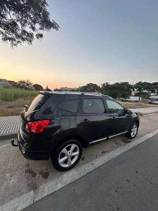 Nissan Qashqai+2 2010