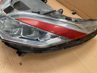 Faro Delantero Honda PCX 125 (2018-2020)