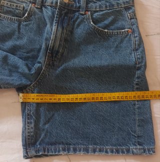 Pantaloncini jeans donna Primark taglia S.