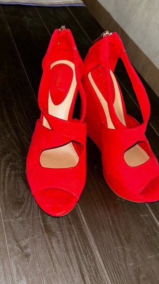 Sandalias Bershka Rojas Talla 38
