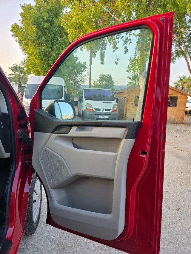 Volkswagen Transporter T6 2017