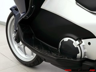 HONDA INTEGRA 700 ¿A2?