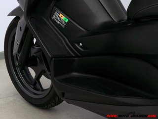 YAMAHA X-MAX 300 -APTA A2-