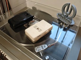 Radio Transistor Sony TR 610 funciona.