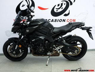 YAMAHA MT-10
