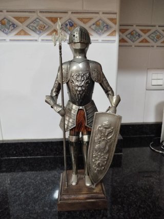 Figura Caballero Armadura Medieval