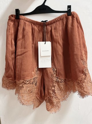 Conjunto Zara Top Volantes y Shorts Encaje XL