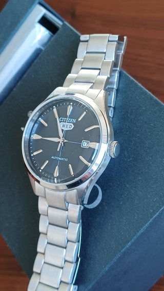 Reloj Citizen Automático NH8391-51L Azul