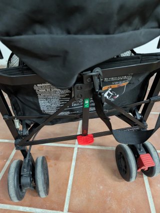 Silla de paseo Maclaren Quest Arc negra