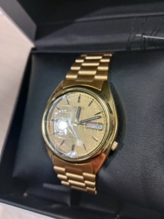 Reloj Seiko 5 SNXL72K Dorado Automático