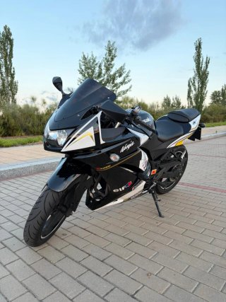 Kawasaki Ninja 250R
