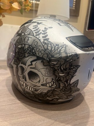 Casco MT Helmets Calavera y Rosas talla L