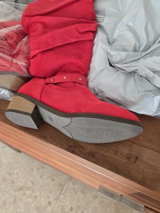Botas altas rojas