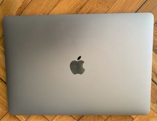 MacBook Pro 13 M2 2022 512GB SSD 8GB RAM