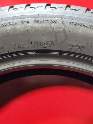 [R. 1903] - 235 50 19 99W Bridgestone
