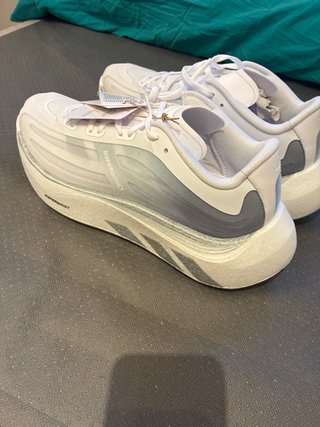 Adidas Hyperboost Plata y Blanco