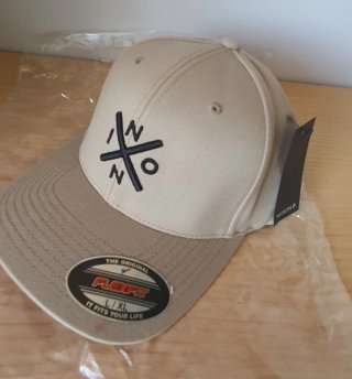 Gorra Nixon Exchange FF Talla L-XL Beige