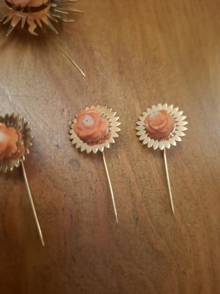 Juego Alfileres Oro Coral Rosa 18K,para dolorosa