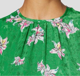 Vestido floral verde y rosa