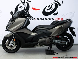 KYMCO AK 550 PREMIUM ¿A2?