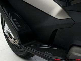 KYMCO AK 550 PREMIUM ¿A2?