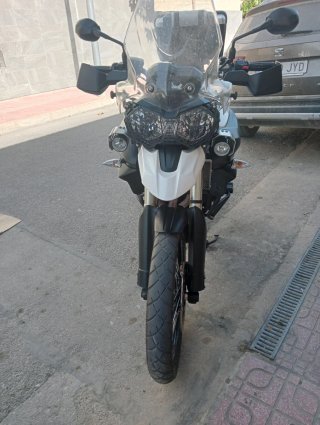 Triumph Tiger 800XC Adventure Moto