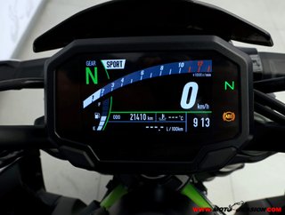 KAWASAKI Z 900
