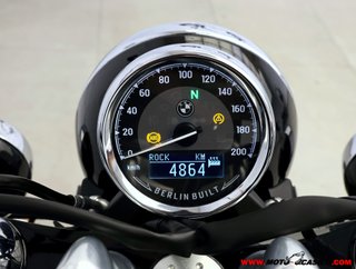 BMW R 18