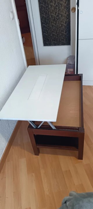 Mesa de centro elevable de madera