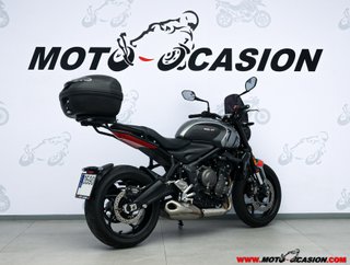 TRIUMPH TRIDENT 660 ¿A2?