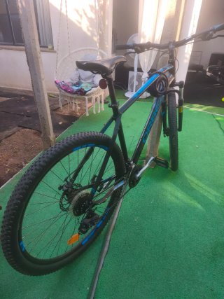 Bicicleta Orbea Negra y Azul