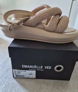 Sandalo donna pelle beige intrecciato
